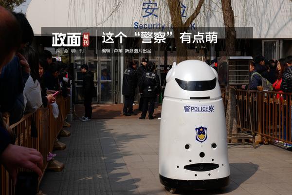 全國首條跨海高鐵首孔900噸箱梁架設(shè) 2022年通車
