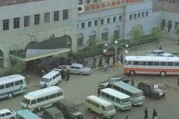 IIHS擬將后座安全納入車輛評級 保障乘員安全