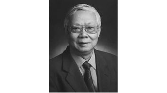 王牌：華晨宇鎖骨放32枚硬幣
