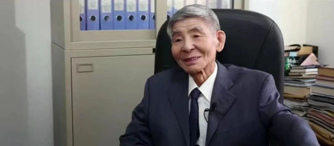 梁建章：應(yīng)該讓滯留海外的中國留學(xué)生獲得回國機會
