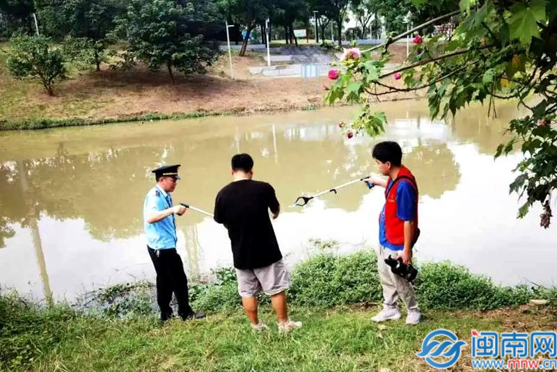 西方媒體炒作軍費增長 中國被劃成和美國一撥了