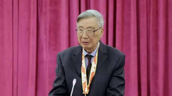 倫敦舉辦“鬼抓人”錦標(biāo)賽